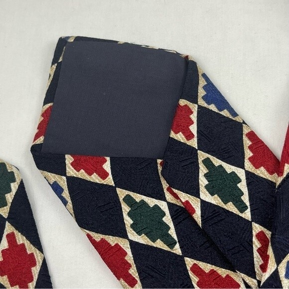 AKA Eddie Bauer VTG? Silk Tie - Picture 3 of 7